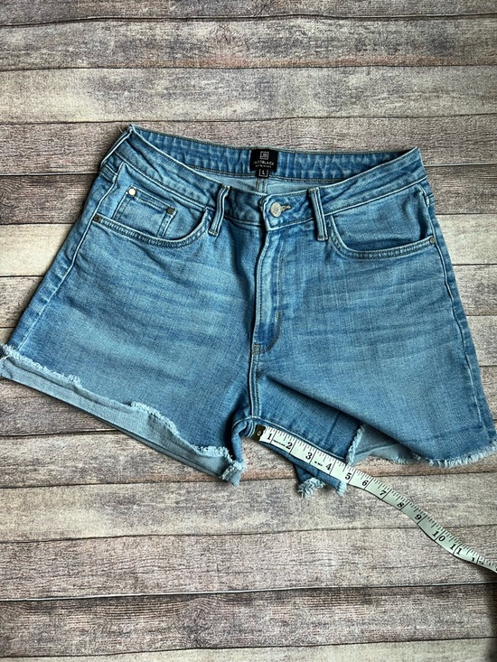 Just Black Pants - Just Black Blue High-Rise Frayed Hem Denim Shorts Size Large